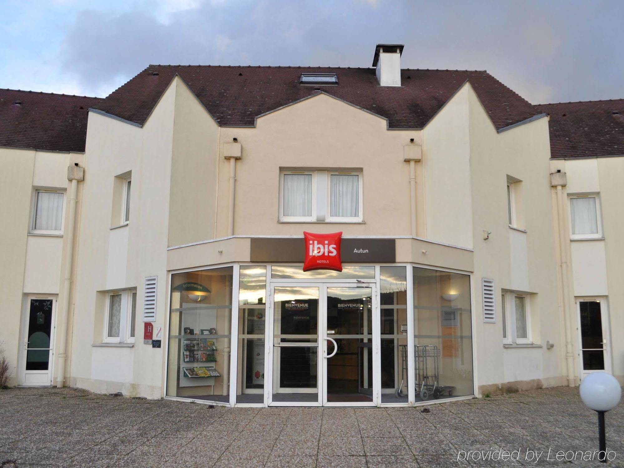 Hotel Ibis Autun Buitenkant foto